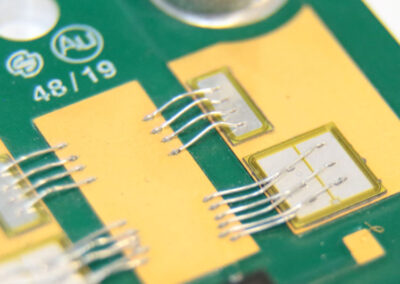 Mosfet SiC sulla parte superiore della scheda IMS